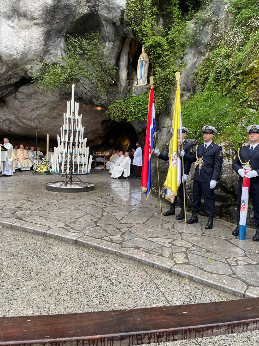 Hodočašće hrvatske vojske i policije u Lourdes 2025.